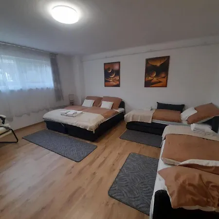 Opal Apartman Nyiregyhaza Exterior photo