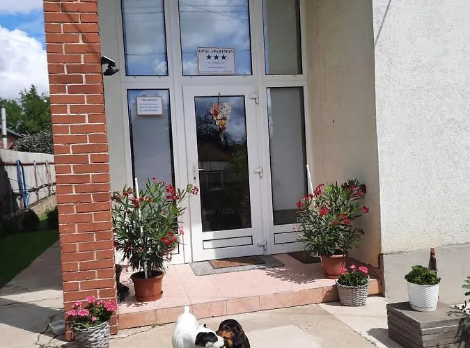 Opal Apartman